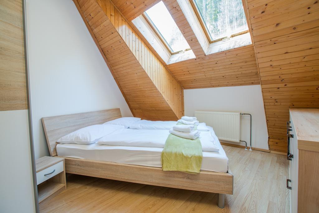 Podkoren Apartments Kranjska Gora Bagian luar foto