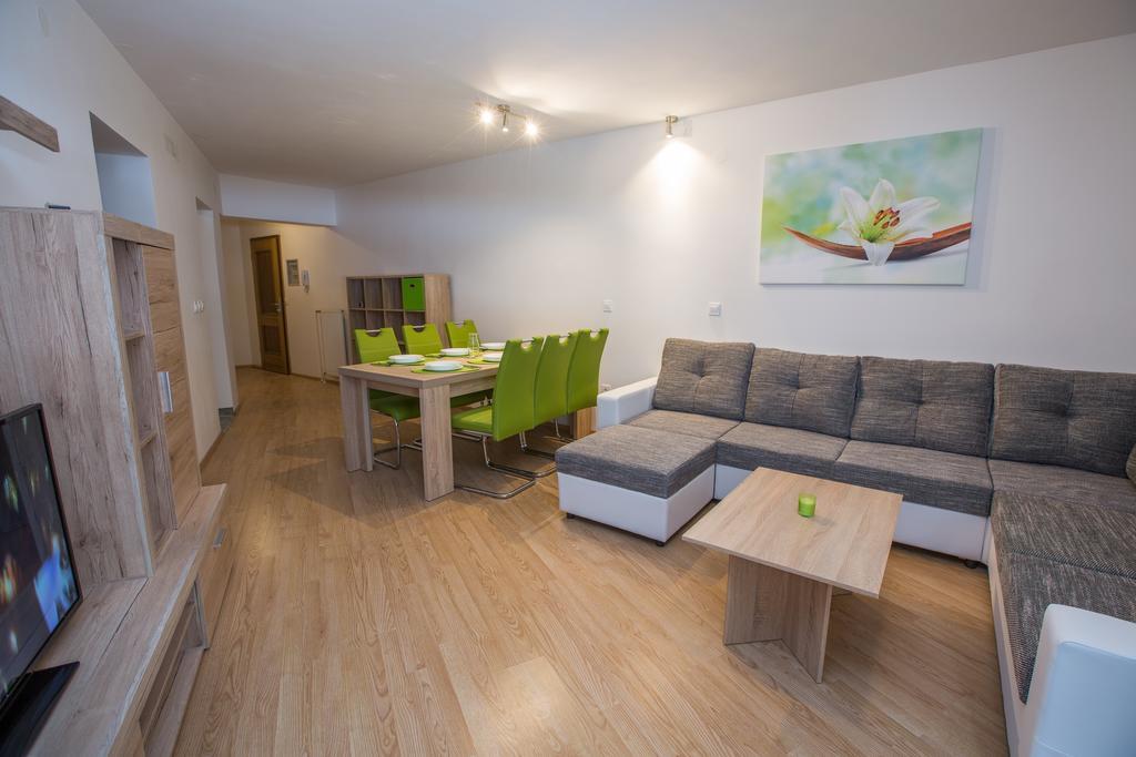 Podkoren Apartments Kranjska Gora Bagian luar foto
