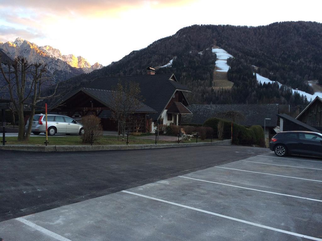 Podkoren Apartments Kranjska Gora Bagian luar foto