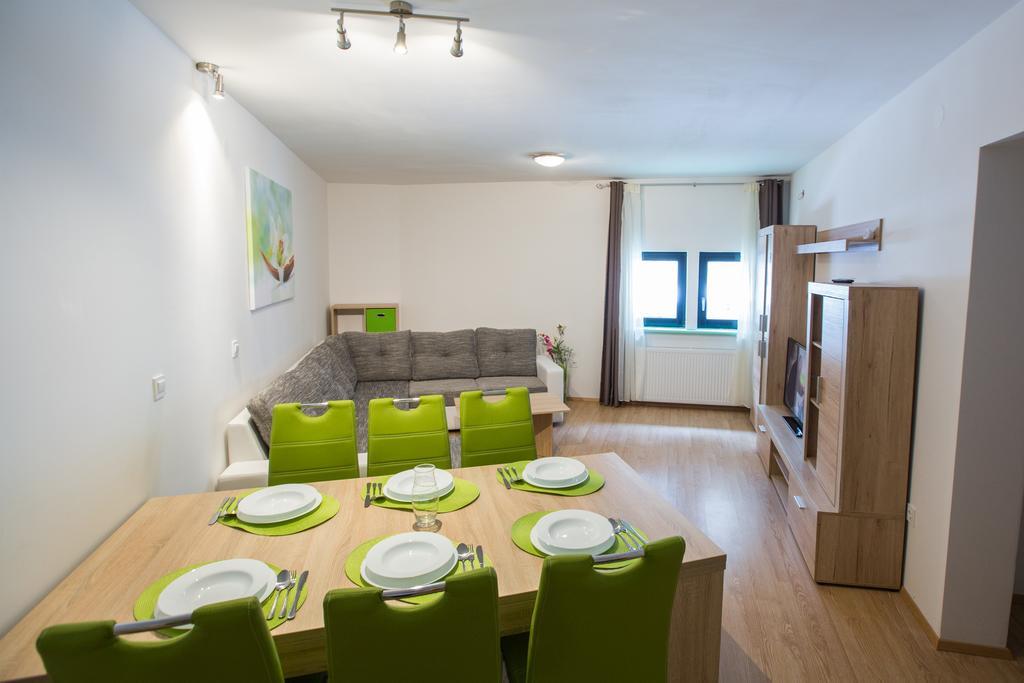 Podkoren Apartments Kranjska Gora Bagian luar foto