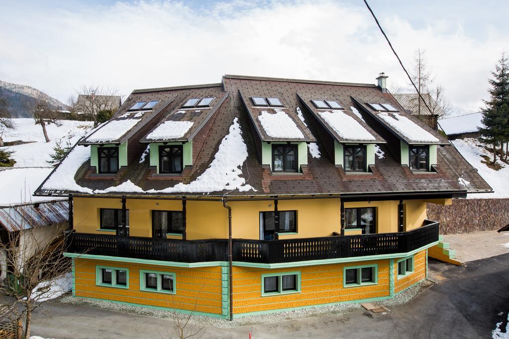 Podkoren Apartments Kranjska Gora Bagian luar foto